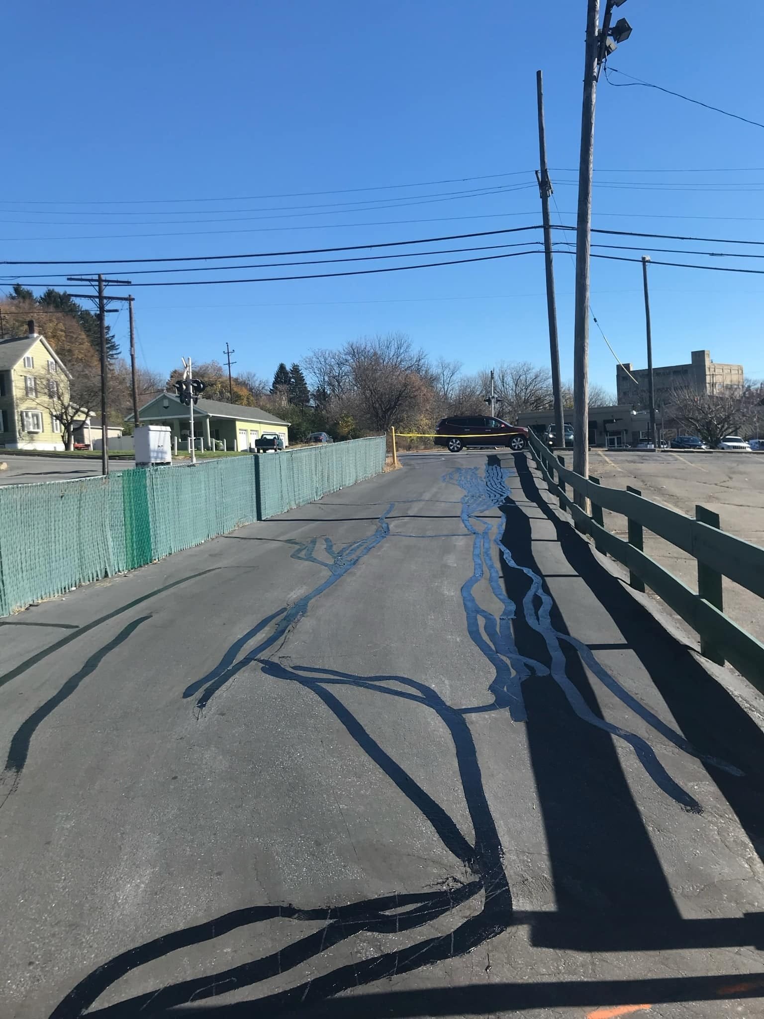 Estimate your tar and chip driveway costs in the Lehigh Valley (Allentown, Bethlehem, Easton) with our 2026 pricing tool. Looking for a durable, low-cost asphalt alternative?